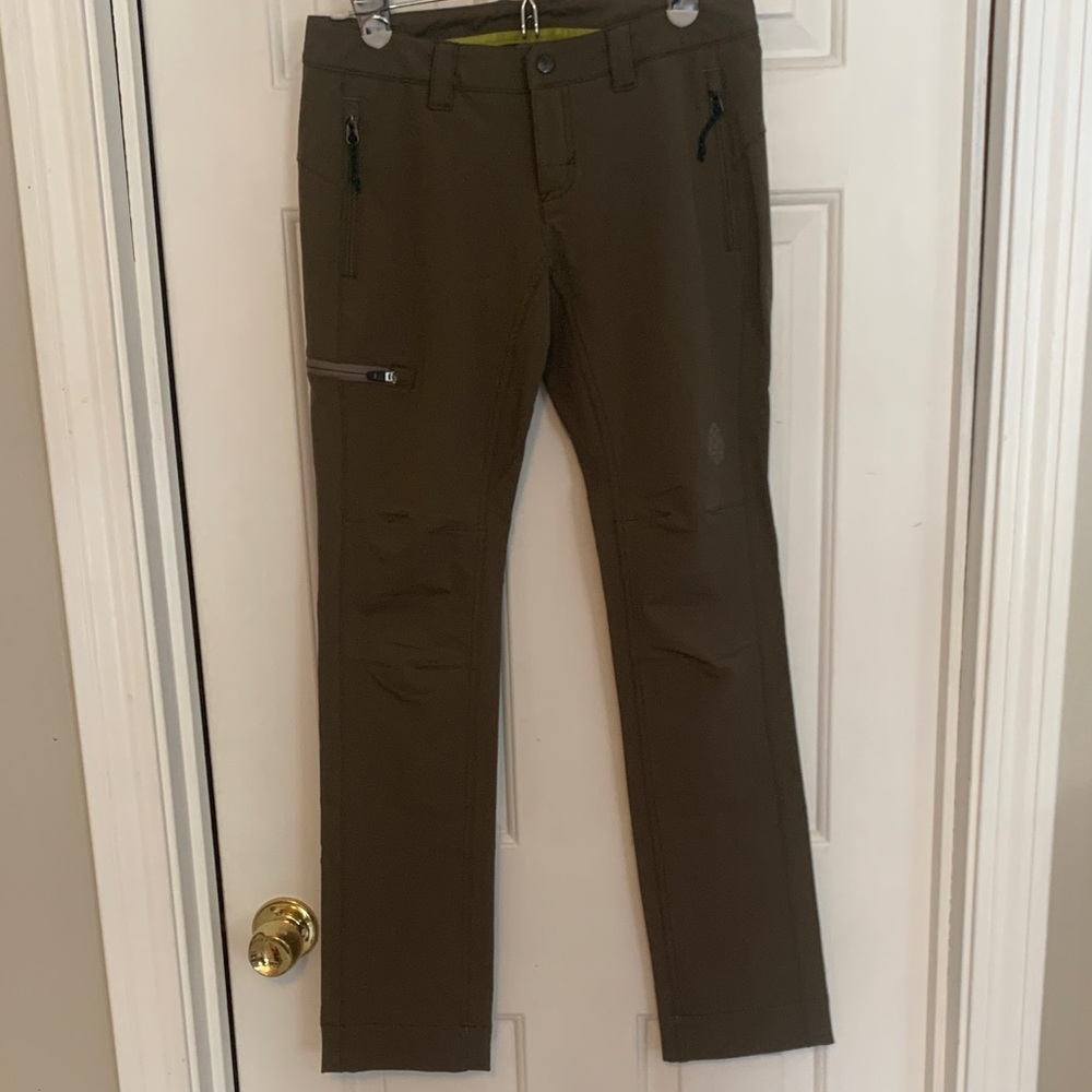 Stio Pinedale pants size 4 regular gently used condition Dark Olive